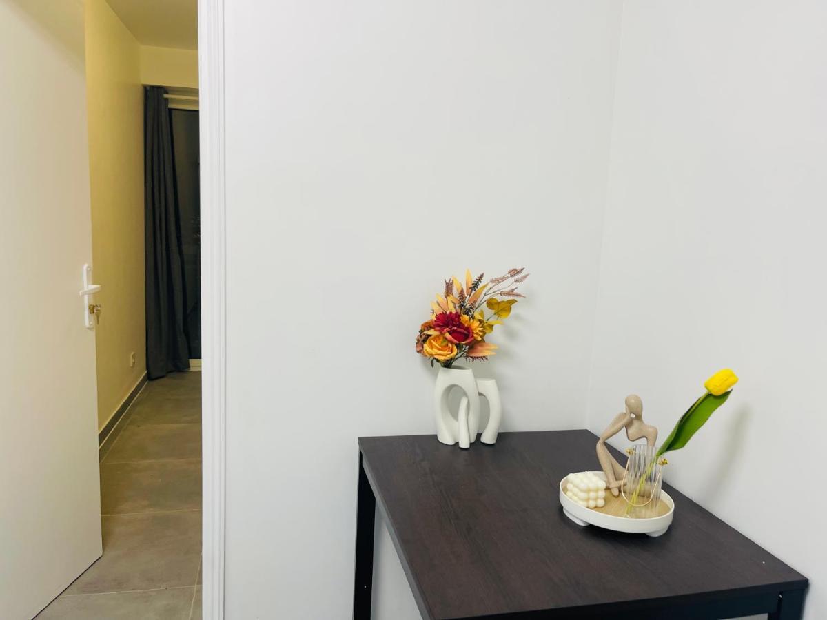 Dream Dwell Paris-Two Bedrooms Apart Near Gare Du Nord Exterior photo